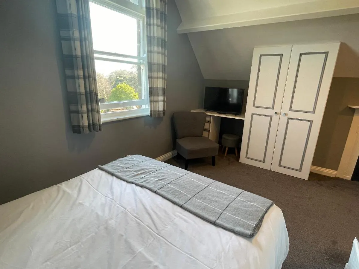 The Fylingdales Inn روبن هودز باي