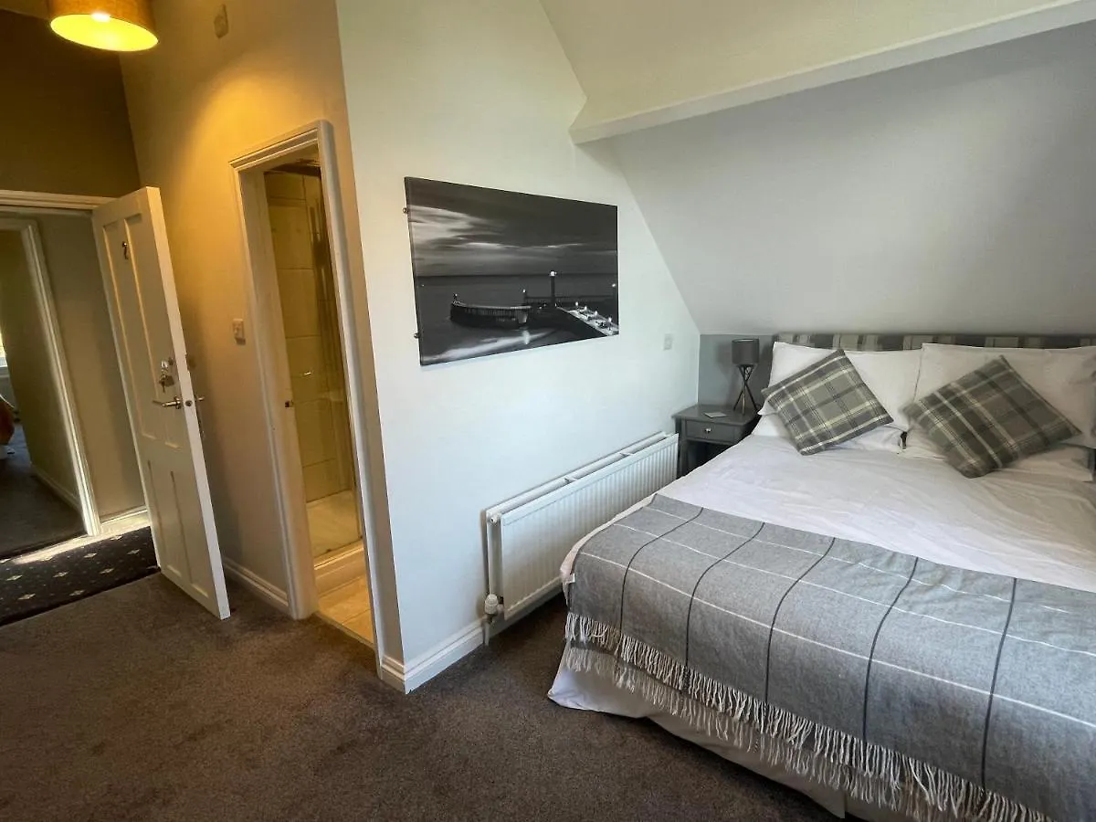 The Fylingdales Inn روبن هودز باي
